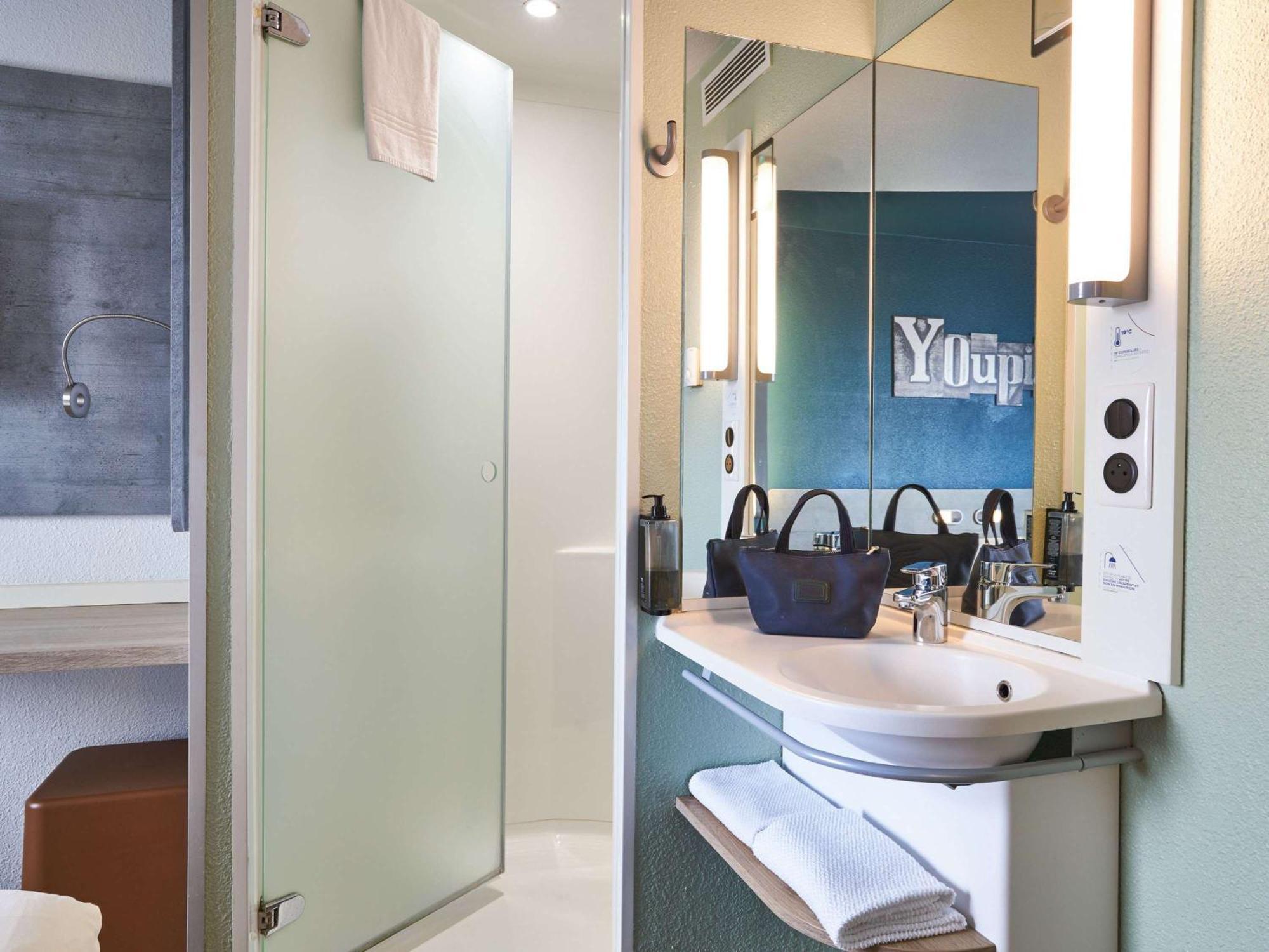 Ibis Budget Bordeaux Centre - Gare Saint Jean Ngoại thất bức ảnh